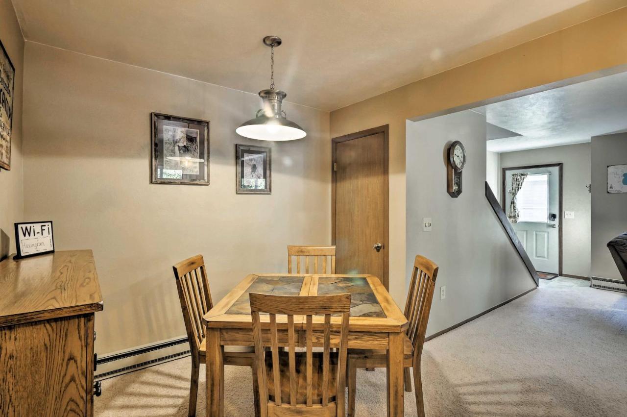 Grand Lake Condo With Balcony - 1 Block To Water! エクステリア 写真