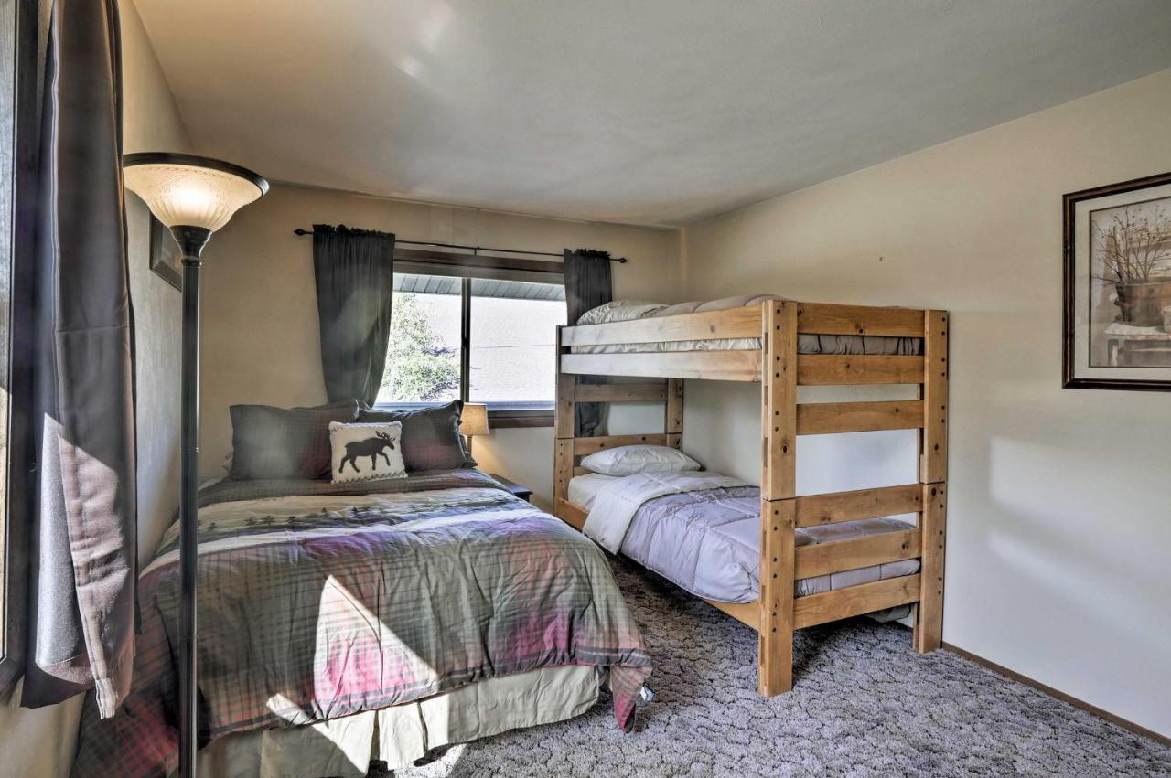 Grand Lake Condo With Balcony - 1 Block To Water! エクステリア 写真